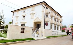 Royal Boutique Mangalia Breeze